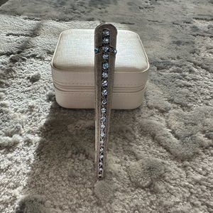 Jeweled hair clip from Dubai